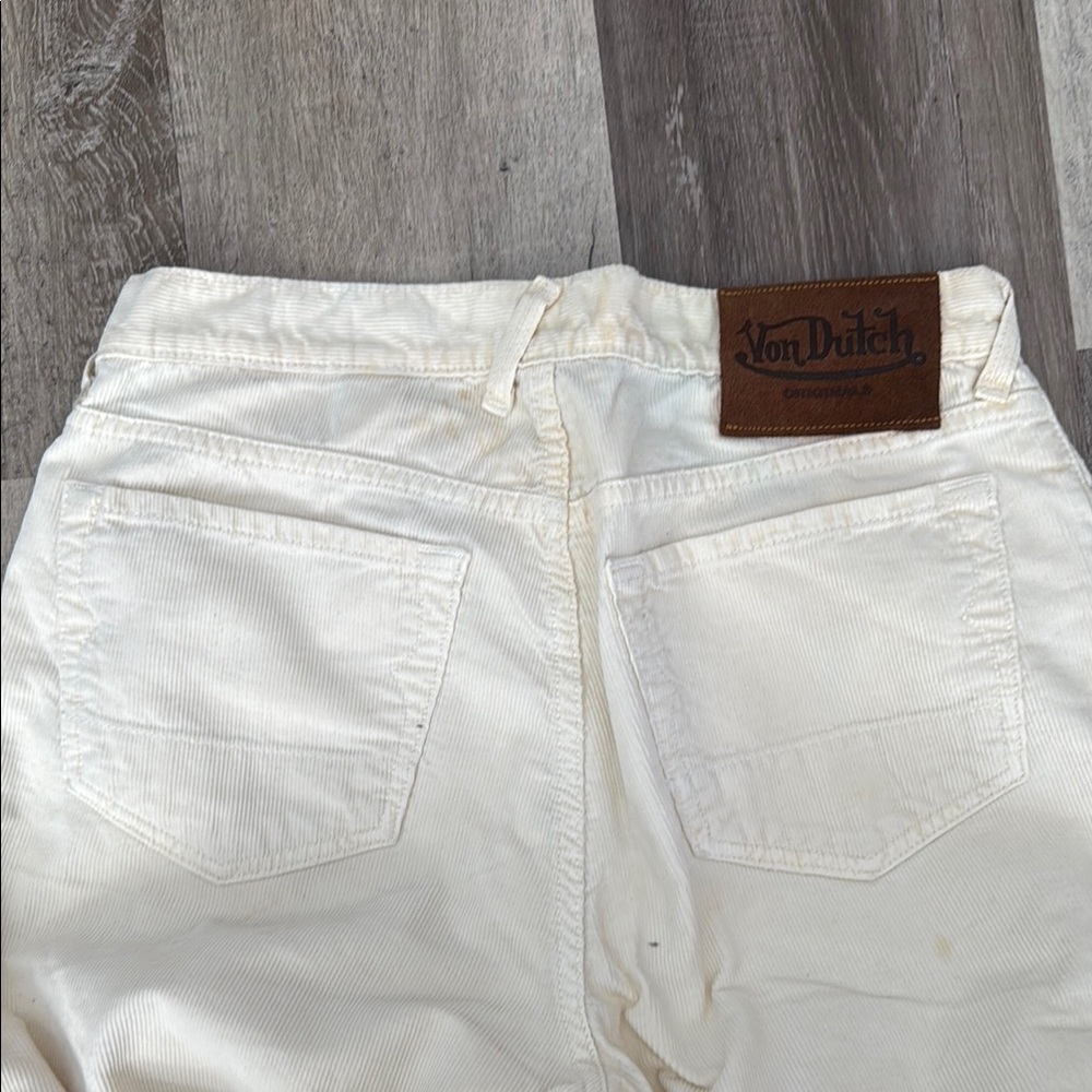 Von Dutch Cream Corduroy Pants